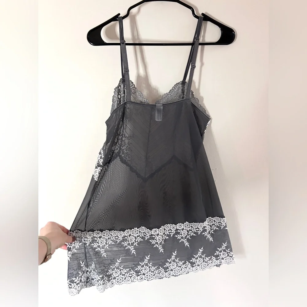 WACOAL Embrace Lace Sheer Mesh Chemise Slip Y2K Romantic Coquette Lingerie Sz L